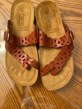 Women's Brown Scalloped Leather Double-Strap Sandals